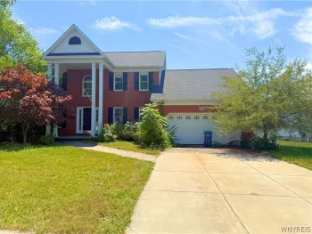 Property at 34 Jenawood Lane, Amherst, NY 14221