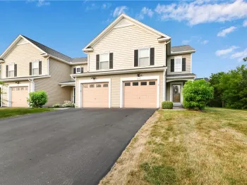 6267 Watercress Drive, Farmington, NY 14425