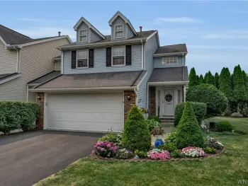 Property at 31 Hillcrest Heights, West Seneca, NY 14224