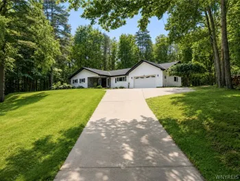 4137 Chapel Hill Road, Humphrey, NY 14706