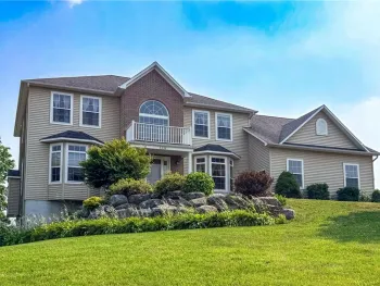 Property at 6139 Thunderhead Lane, DeWitt, NY 13078