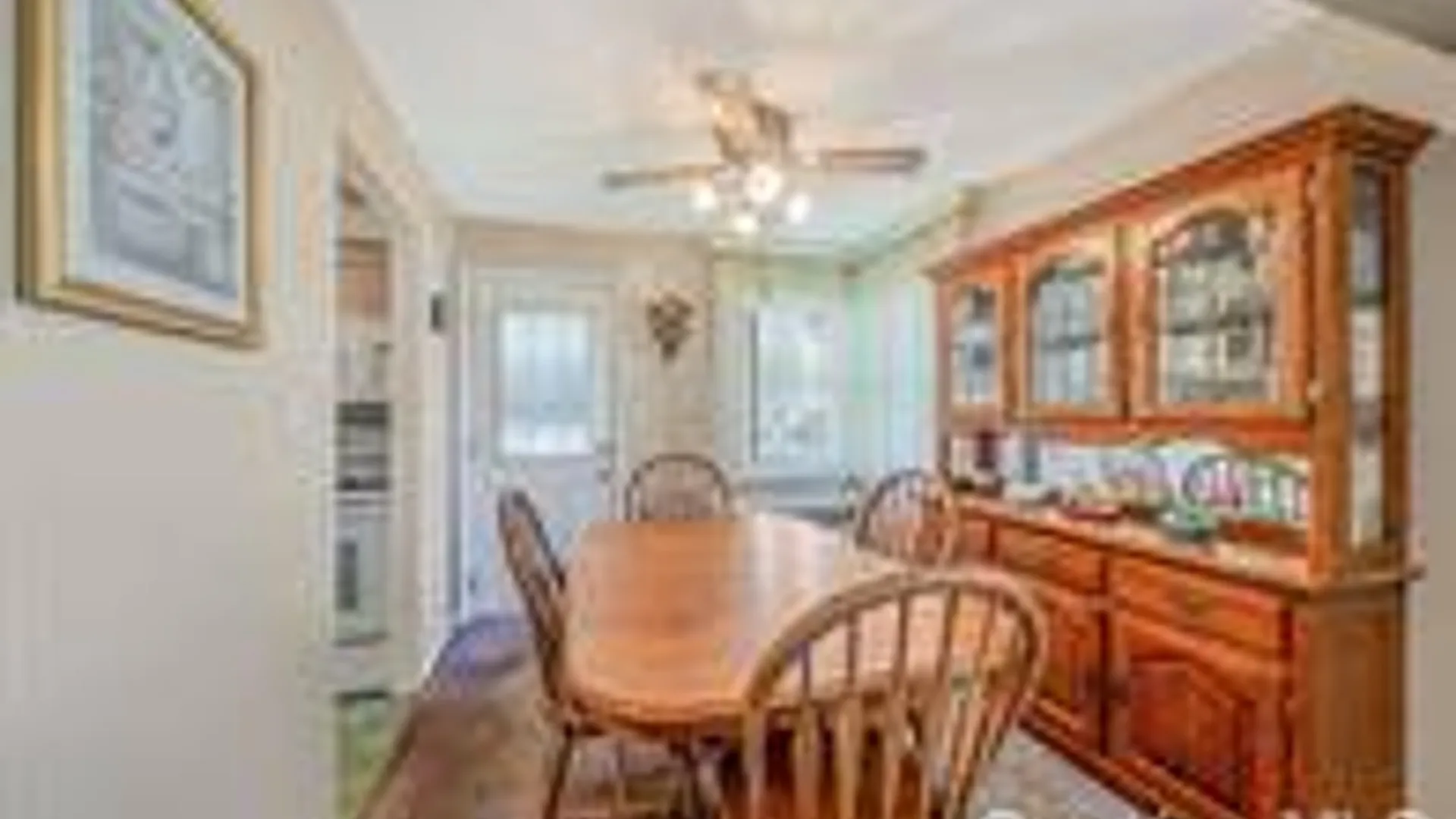 Property at 508 Davis St, North Babylon, NY 11703 11