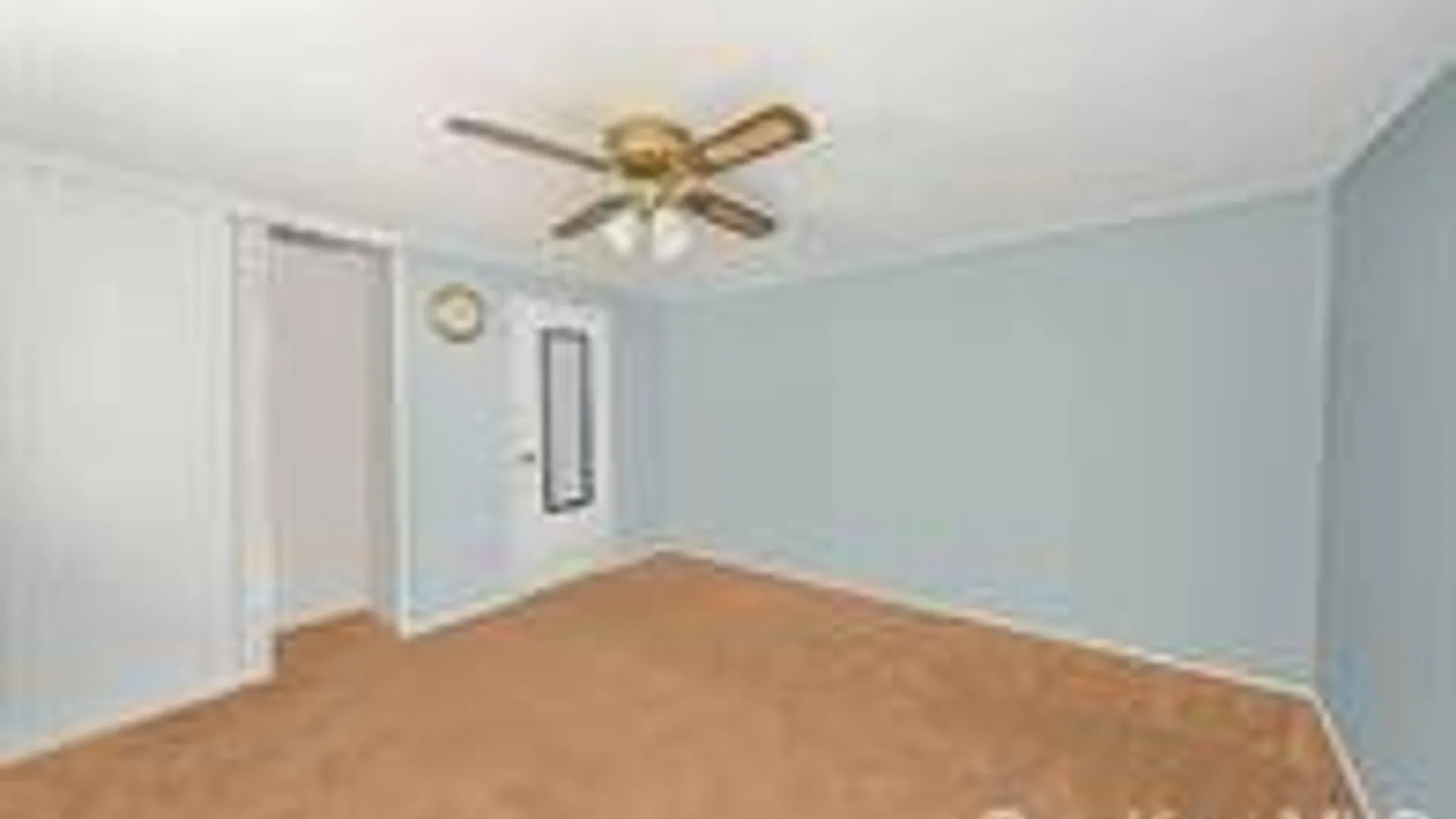 Property at 508 Davis St, North Babylon, NY 11703 13