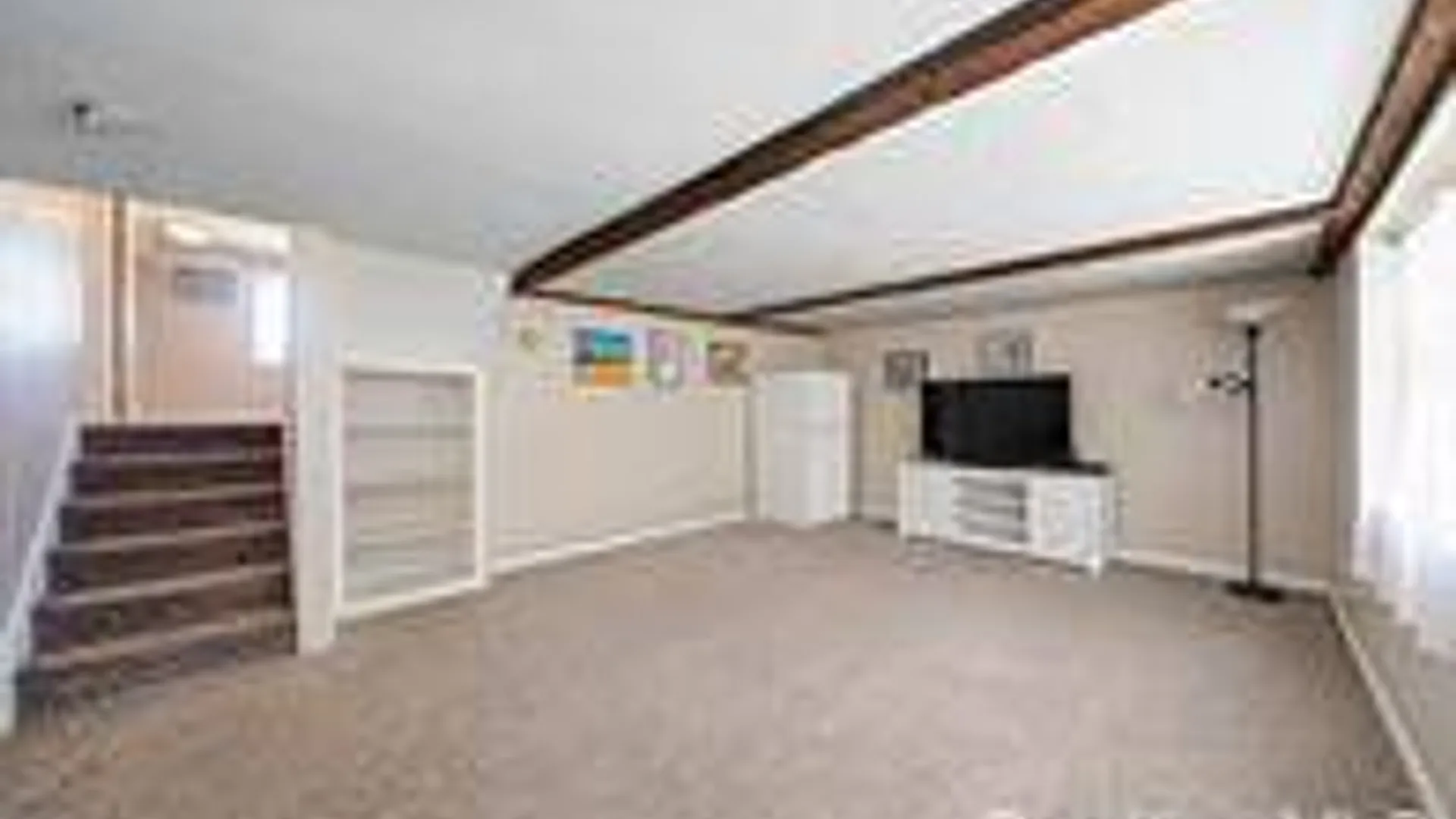 Property at 508 Davis St, North Babylon, NY 11703 21
