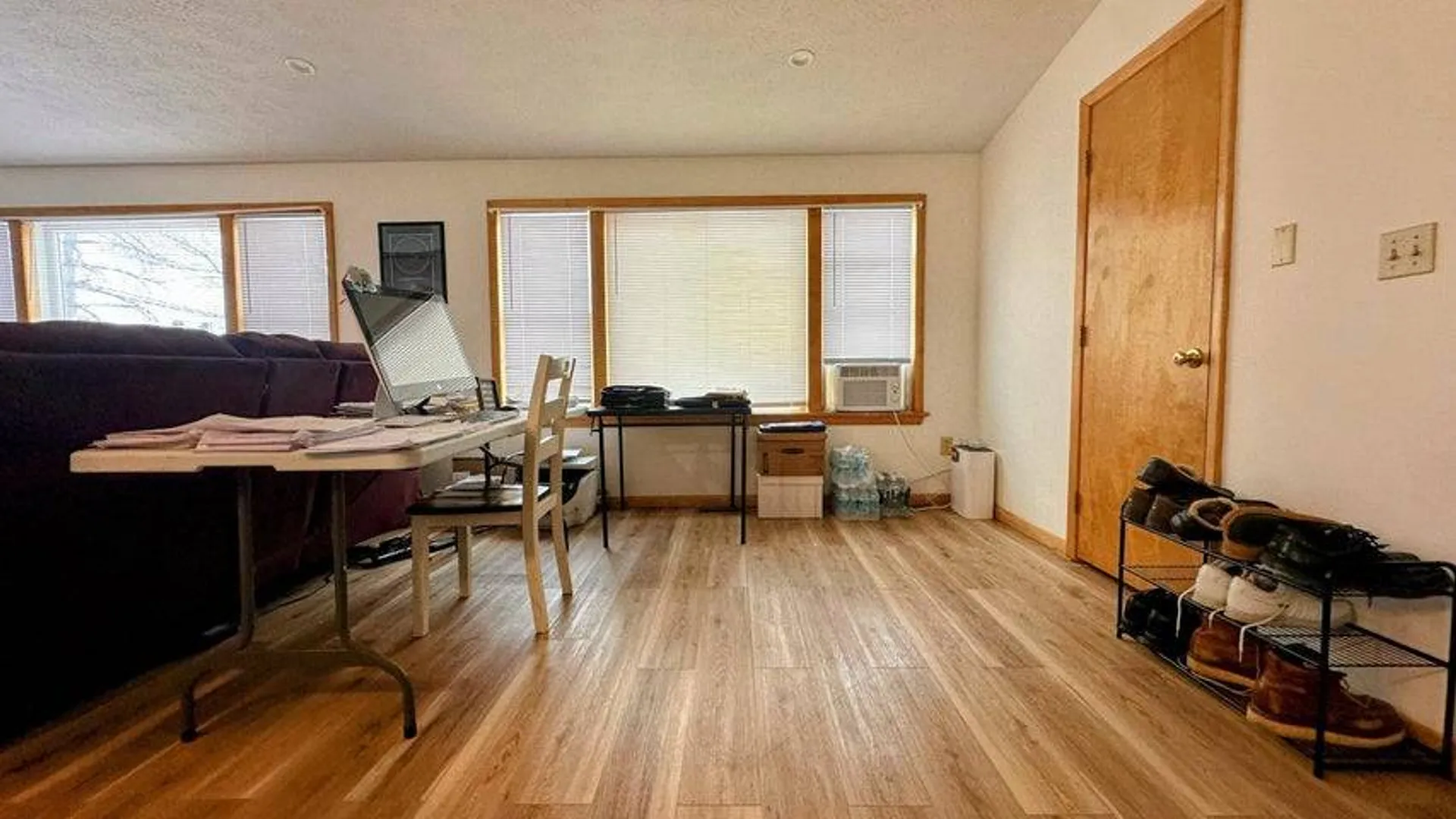 Property at 9 Delaware Avenue, Hudson, NY 12534 15
