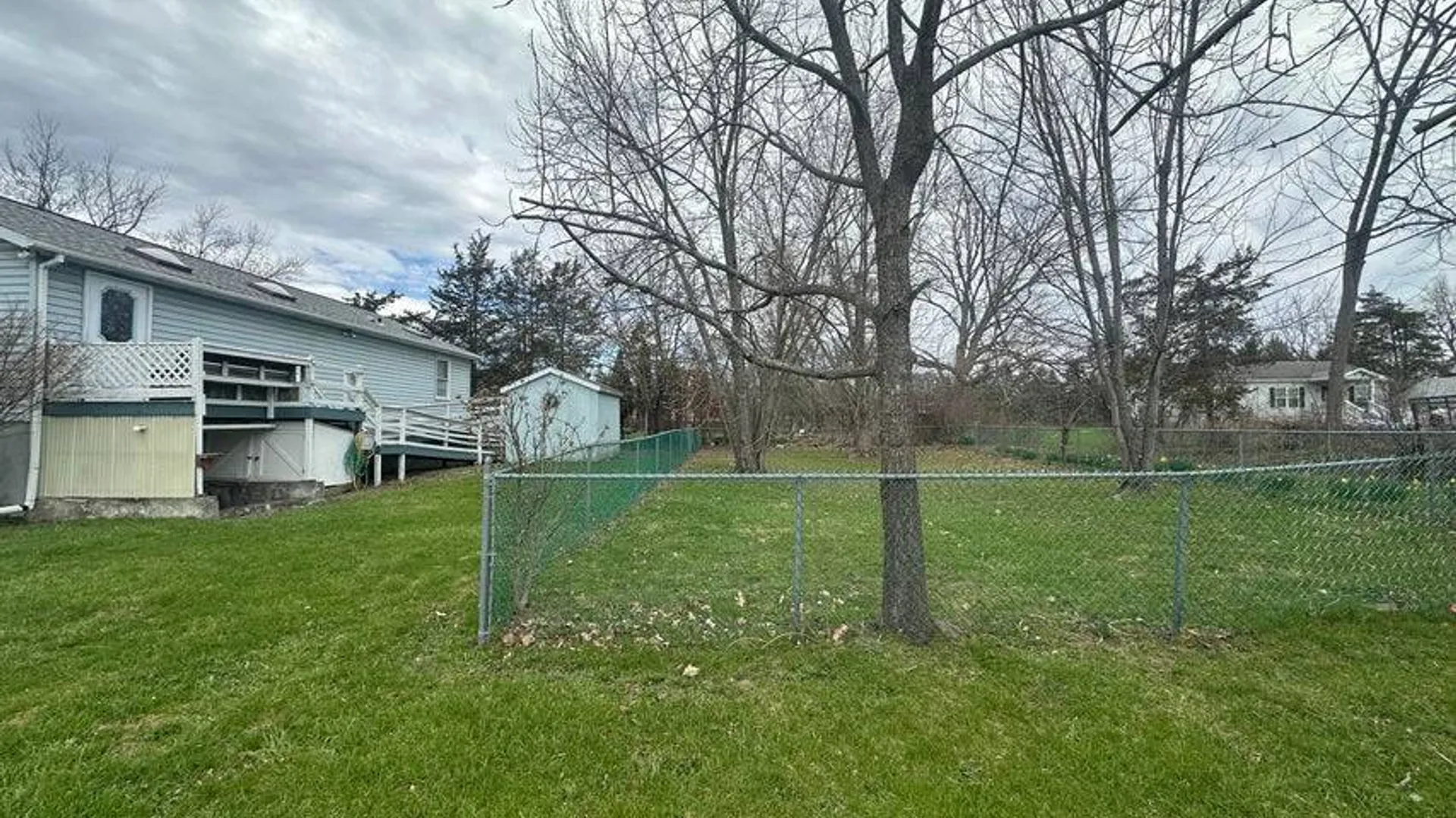 Property at 9 Delaware Avenue, Hudson, NY 12534 7