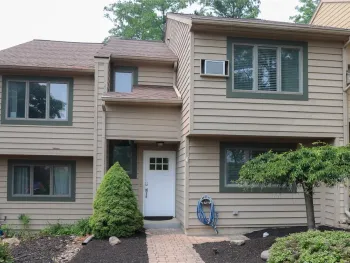 Property at 9 Golfside Circle, South Bristol, NY 14424