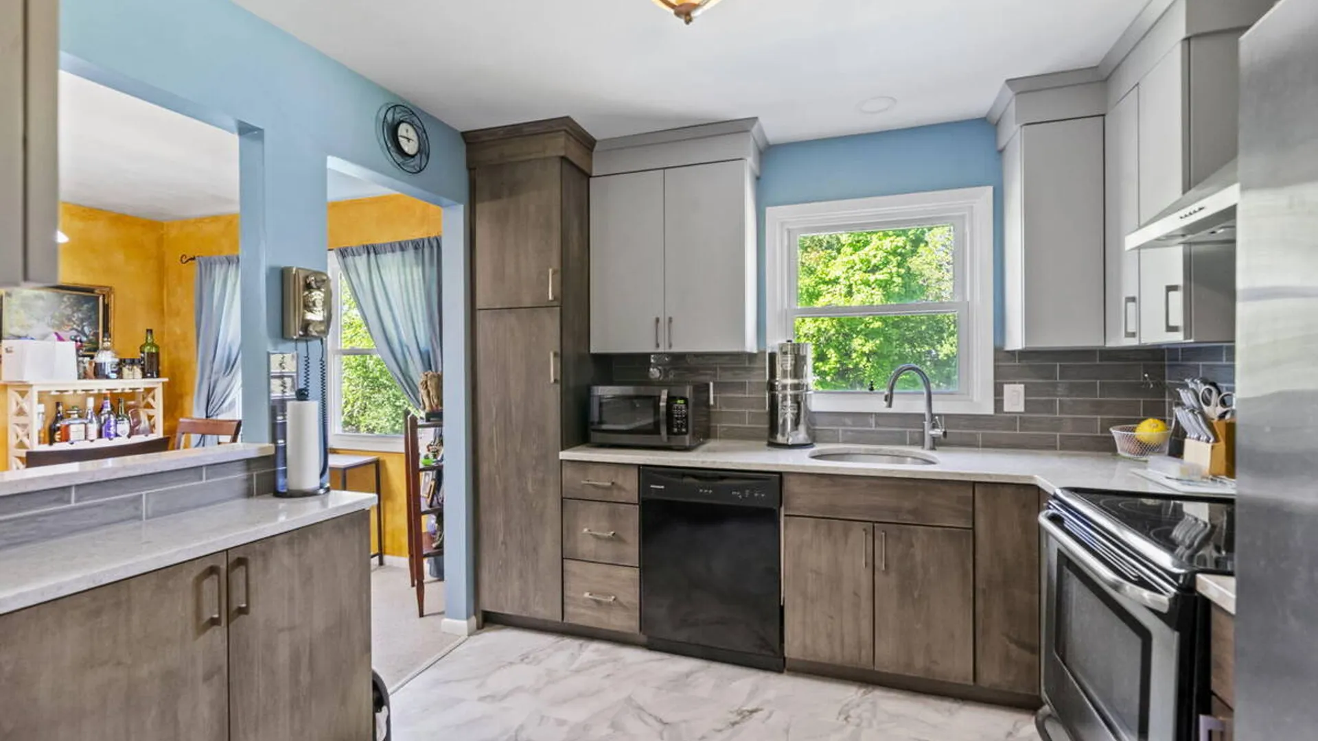 Property at 2400 Troy Schenectady Road, Niskayuna, NY 12309 14