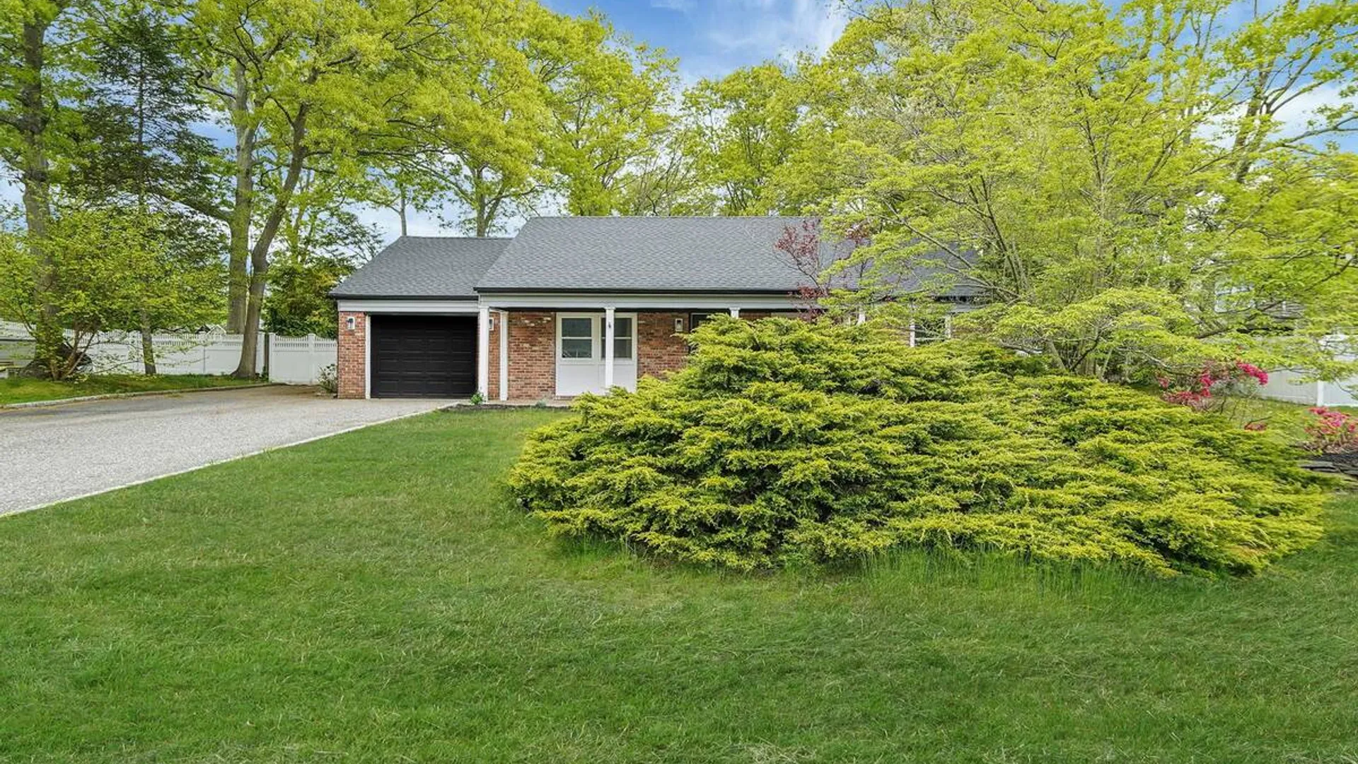Property at 41 Winside Lane, Coram, NY 11727 28
