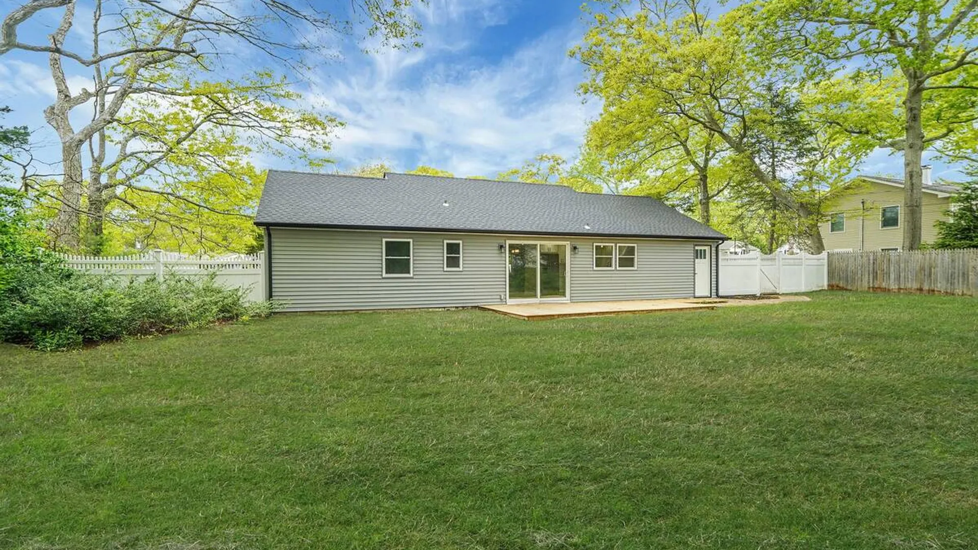 Property at 41 Winside Lane, Coram, NY 11727 30