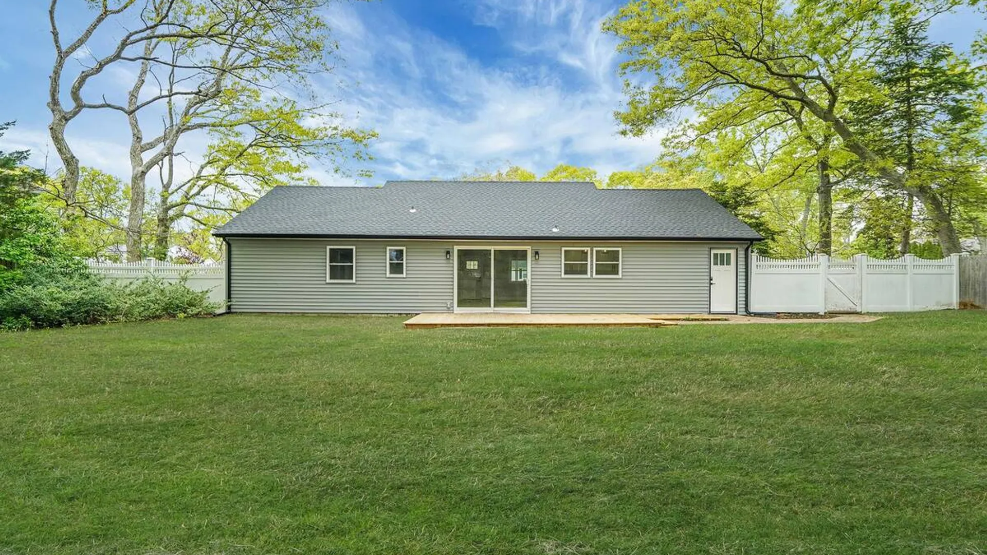 Property at 41 Winside Lane, Coram, NY 11727 31