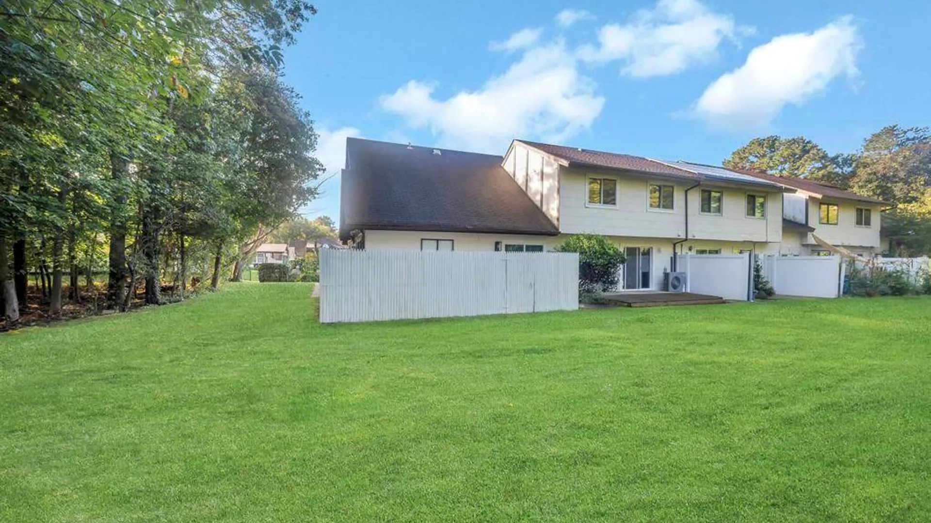 Property at 6 Amesworth Court, Middle Island, NY 11953 11