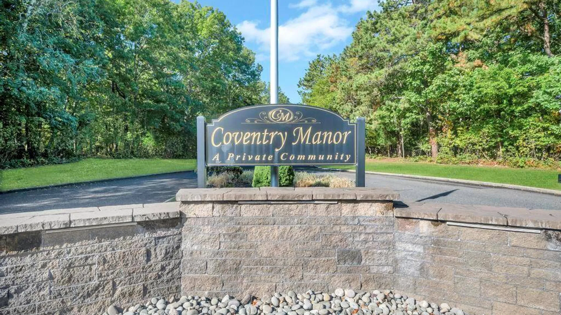 Property at 6 Amesworth Court, Middle Island, NY 11953 5