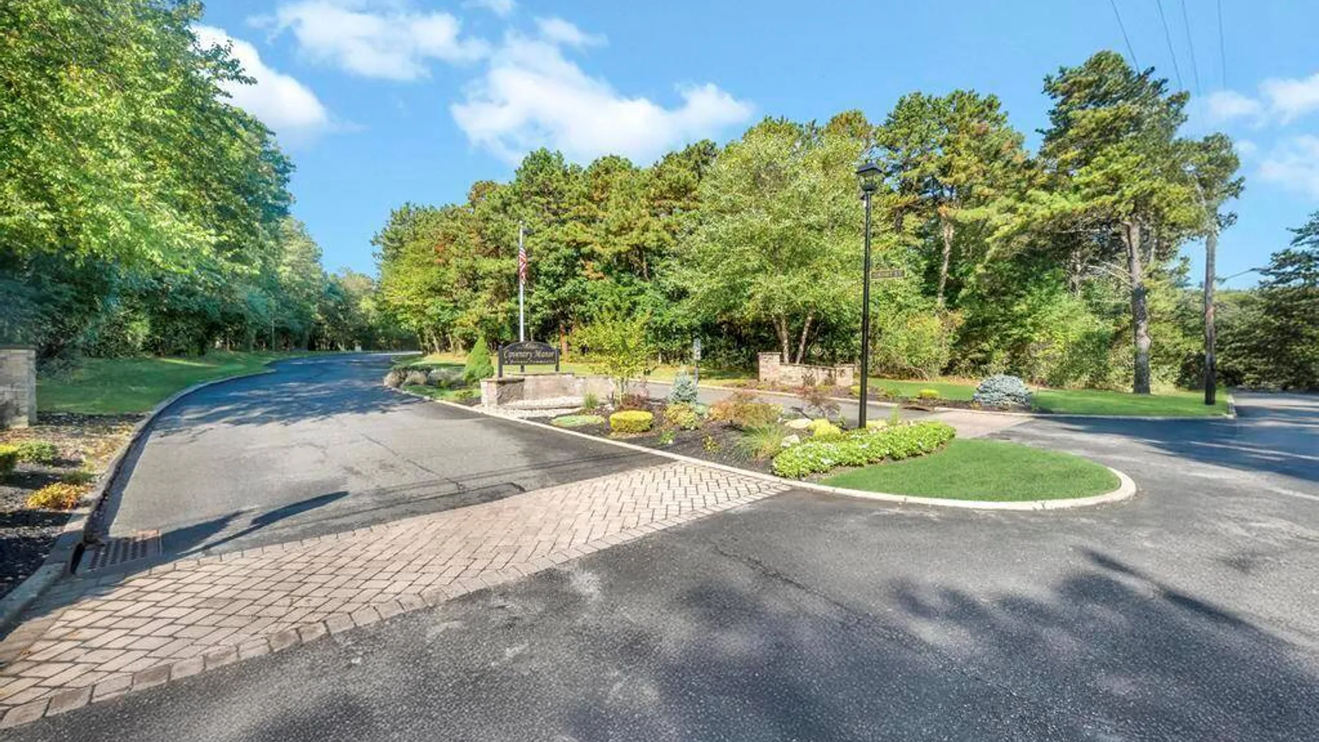 Property at 6 Amesworth Court, Middle Island, NY 11953 6