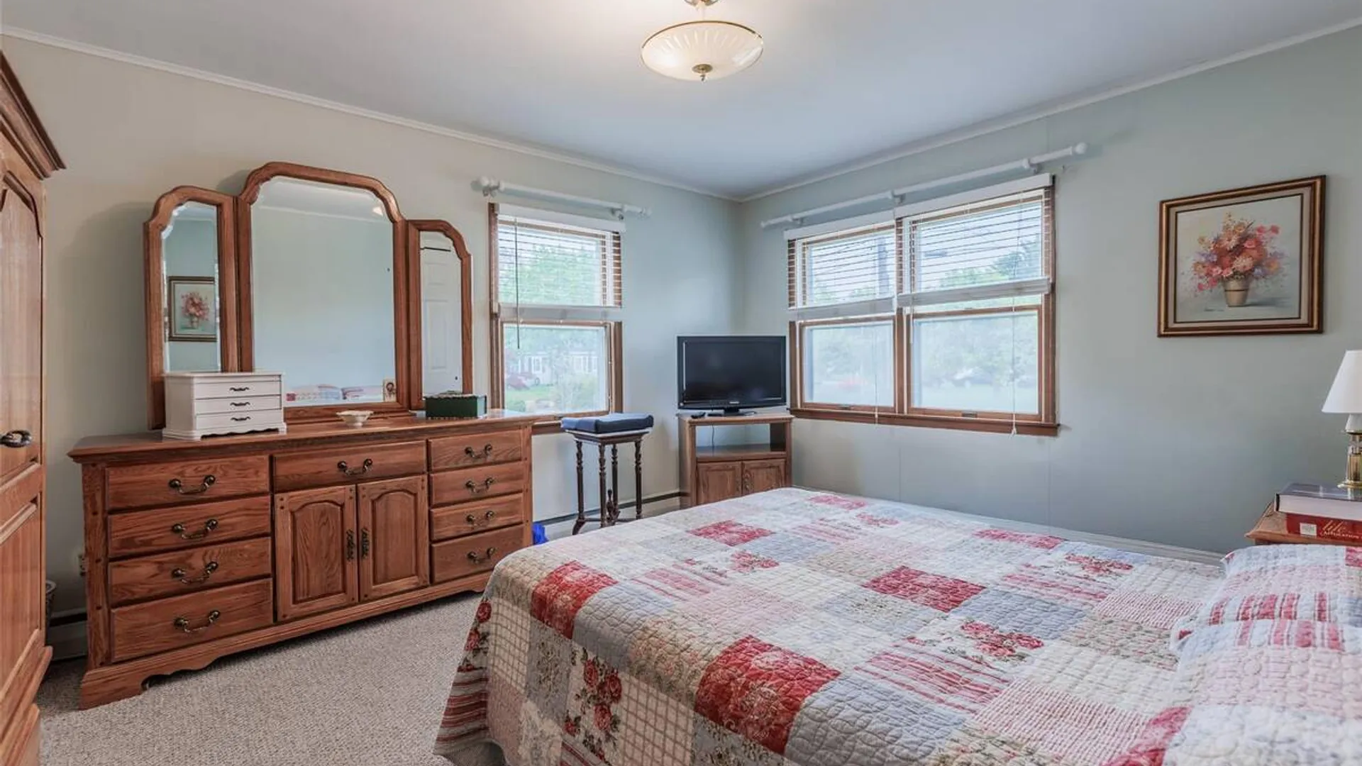 Property at 14 George Court, Bellport Village, NY 11713 10