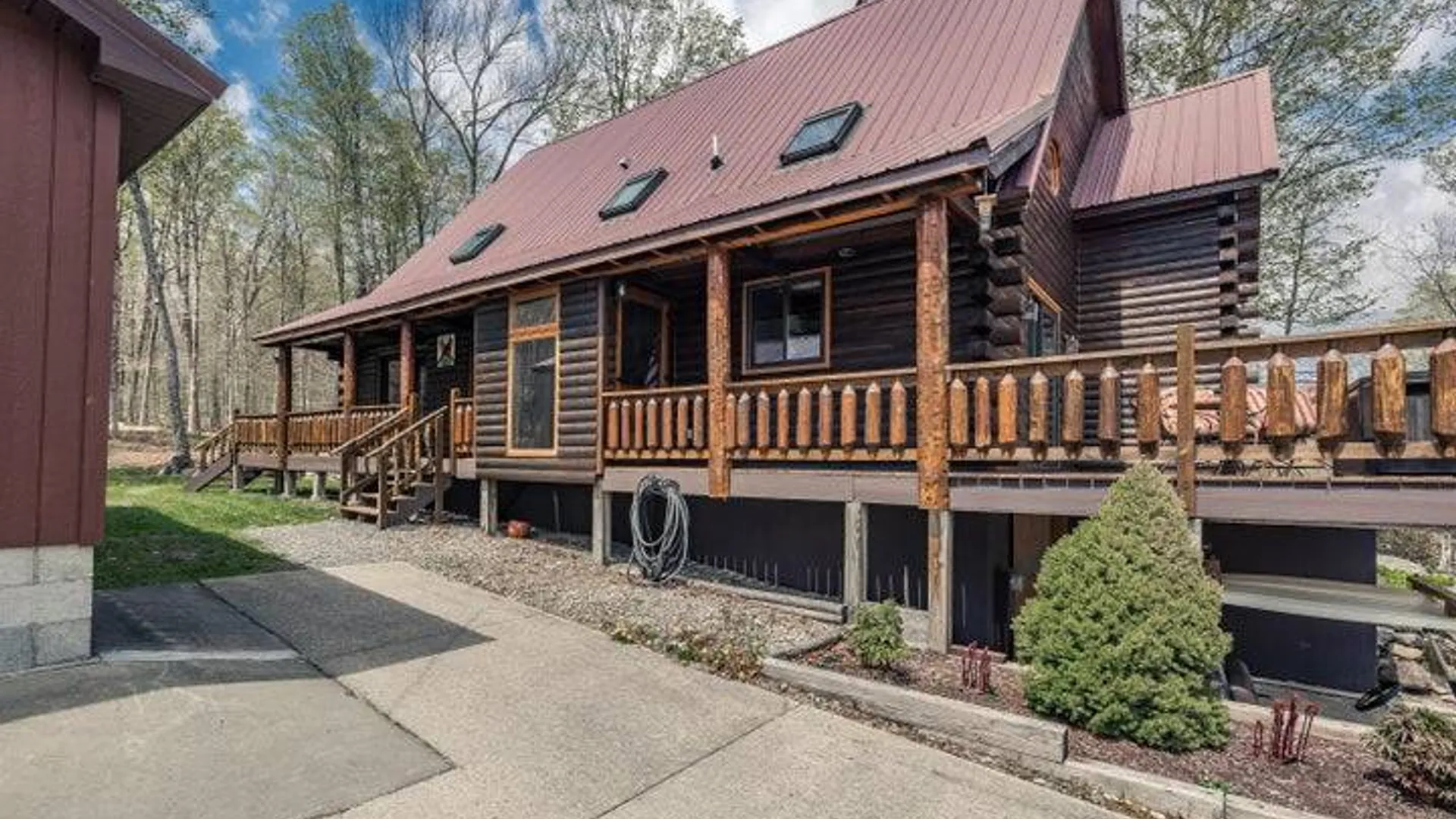 Property at 159 Maplewood Dr., Gloversville, NY 12078 3
