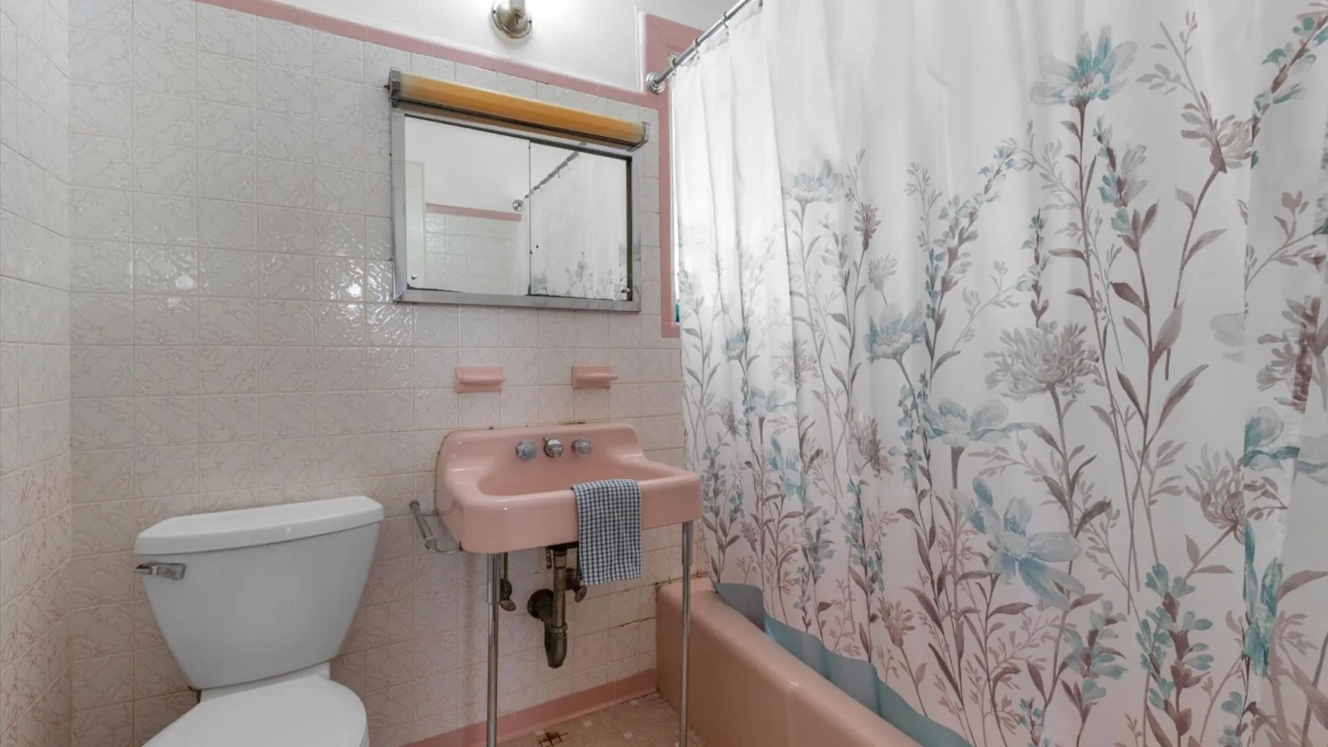Property at 9133 78 st, Woodhaven, NY 11421 11