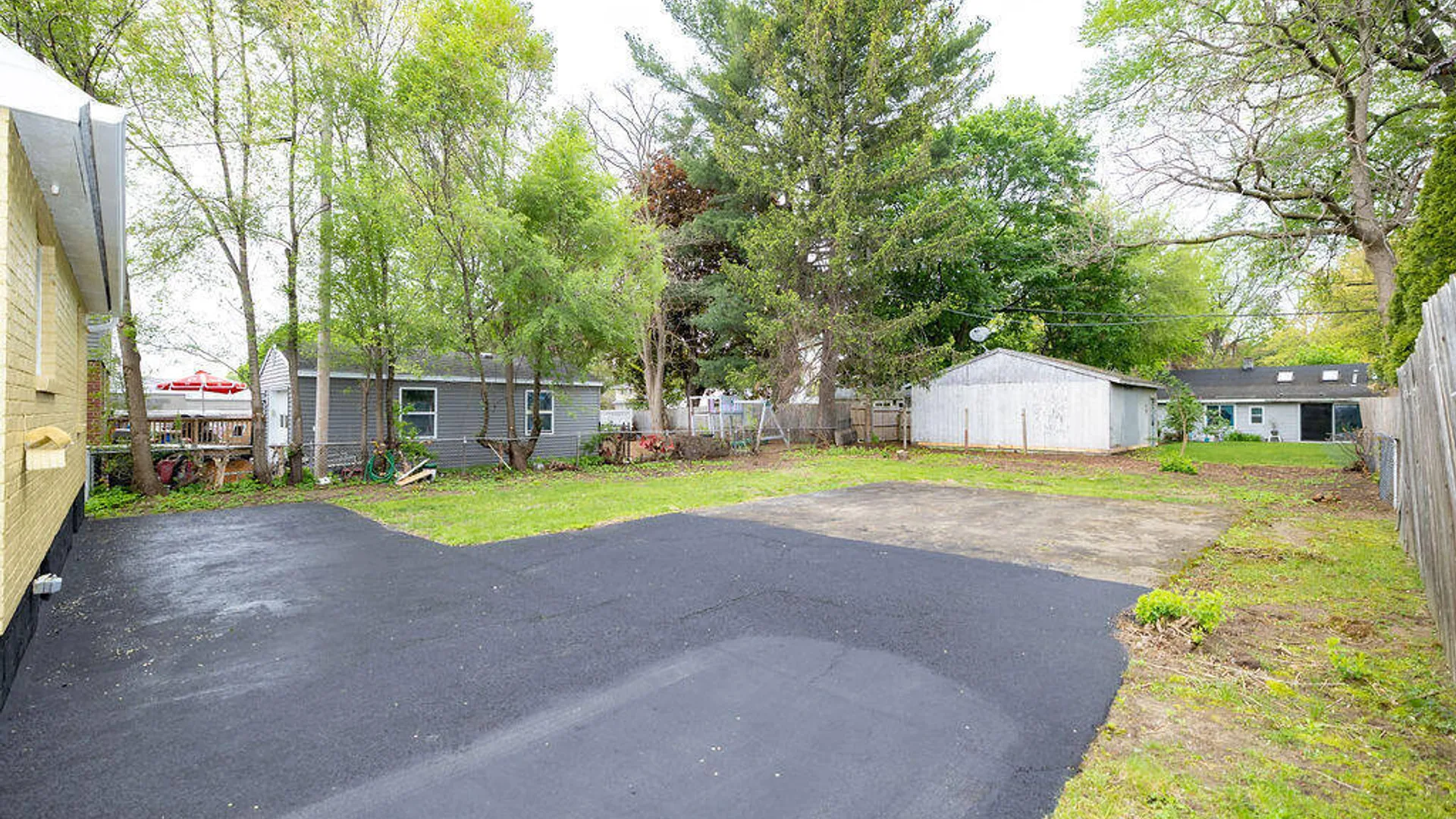 Property at 1782 Fiero Avenue, Rotterdam, NY 12303 11