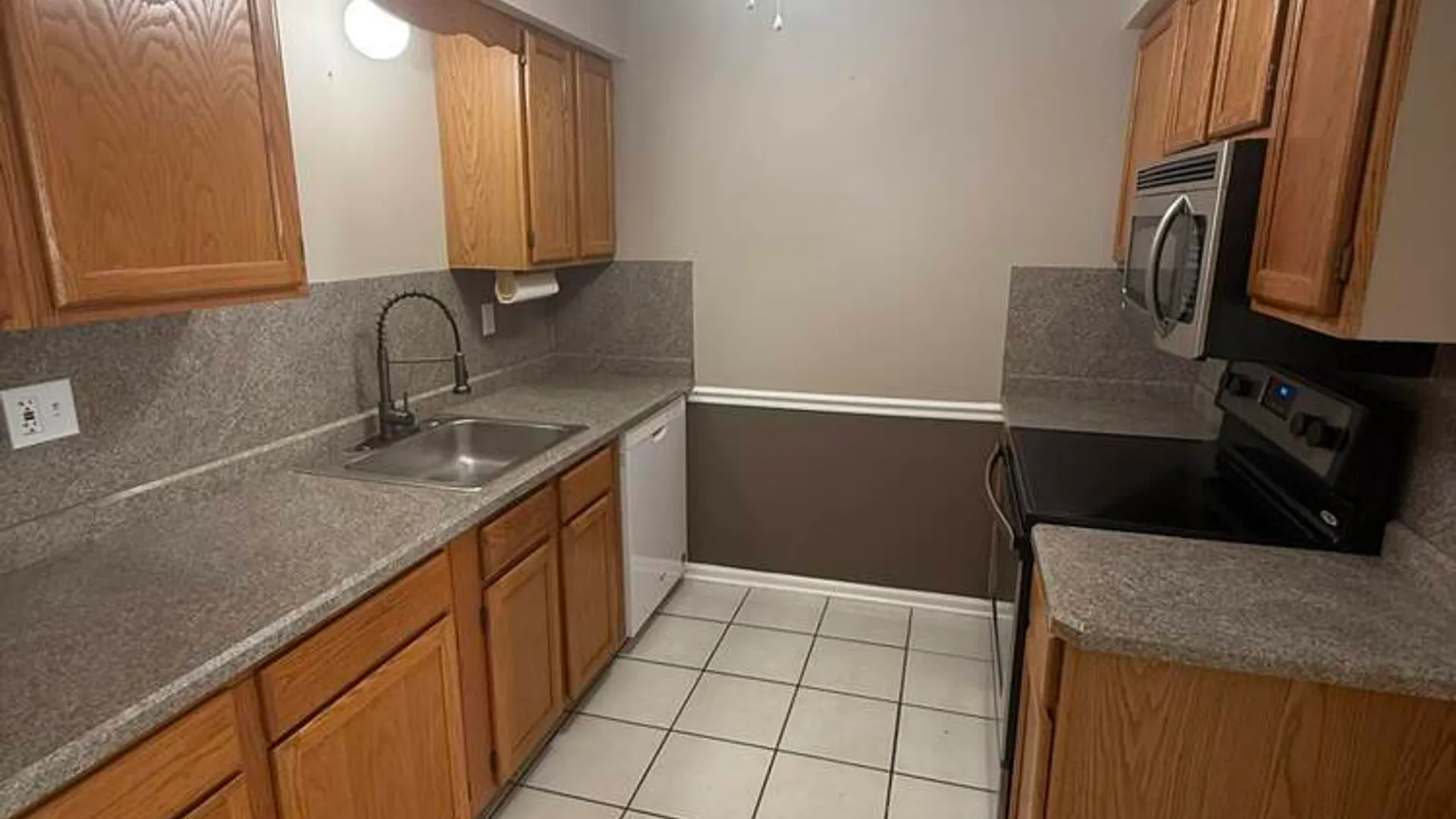 Property at 2050 Rosedale Way, Guilderland, NY 12303 8