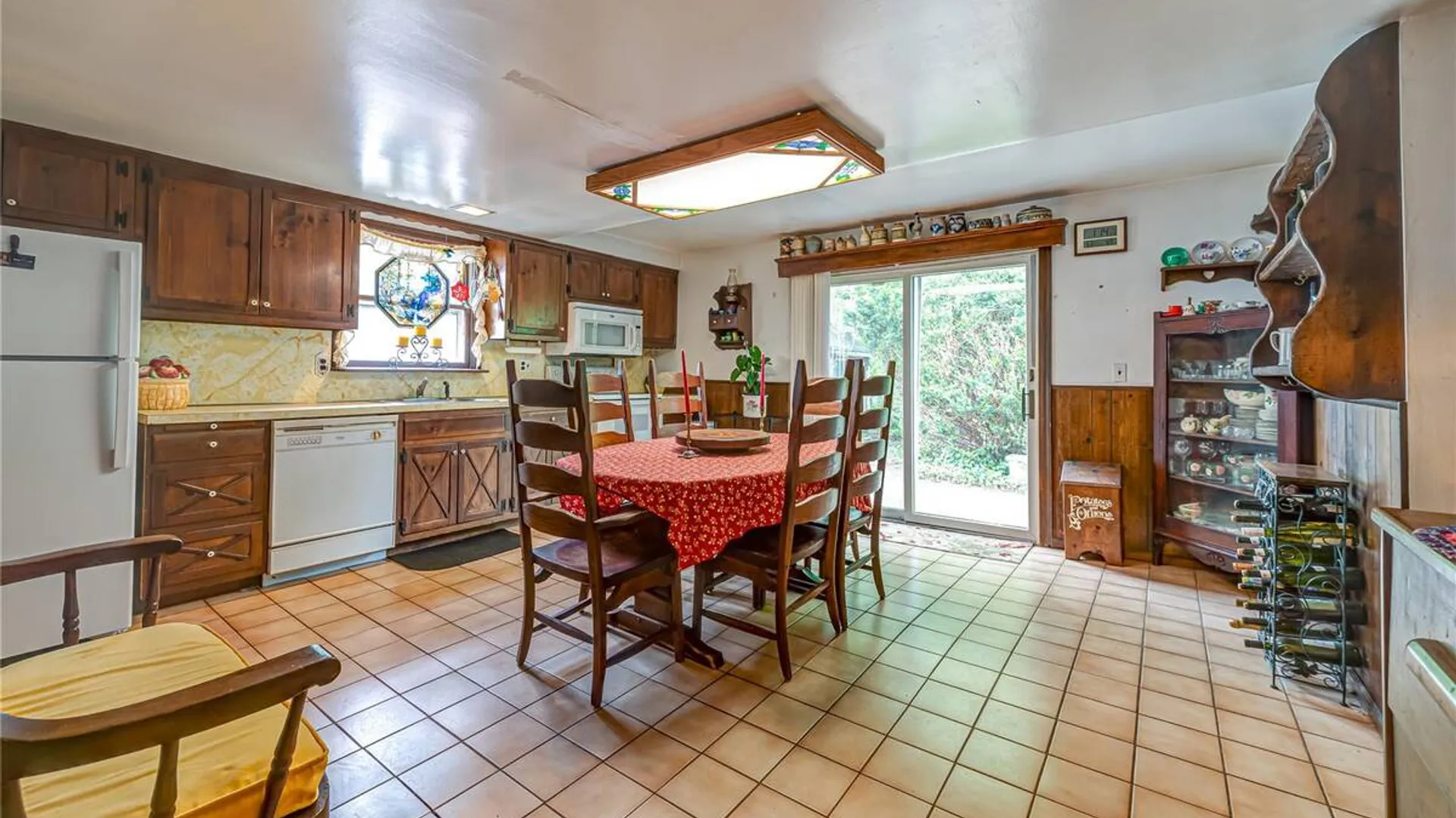 Property at 34 Boulevard Avenue, Greenlawn, NY 11740 6