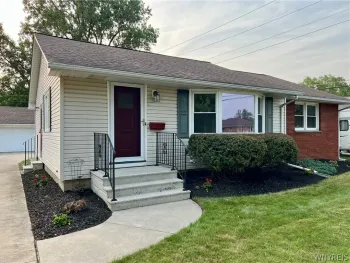 Property at 17 Greenhill, West Seneca, NY 14224