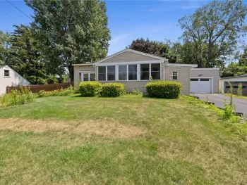 Property at 112 N Roosevelt Avenue, Salina, NY 13088