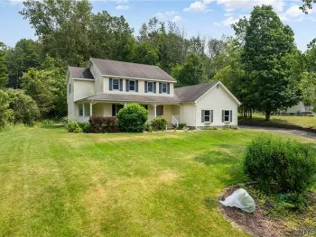 Property at 1 Butternut Road, New Hartford, NY 13413
