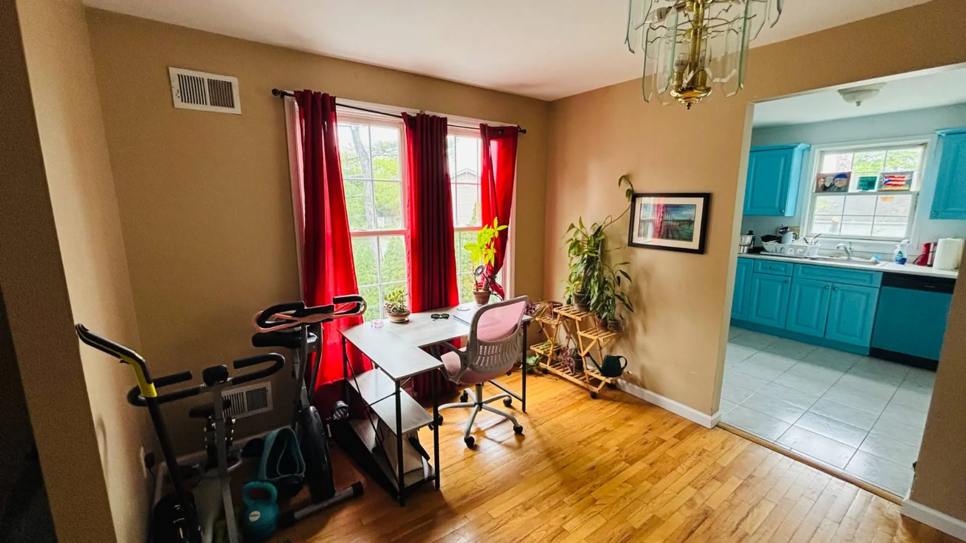 Property at 122 Mcloughlin st, Glen Cove, NY 11542 5