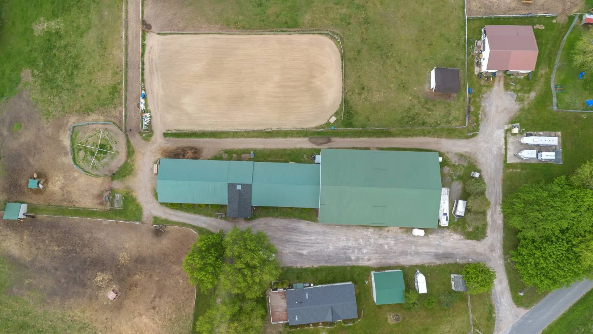 Property at 802 QUEEN ANN ROAD, Amsterdam, NY 12010 15