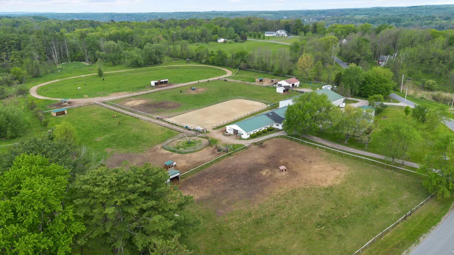 Property at 802 QUEEN ANN ROAD, Amsterdam, NY 12010 16