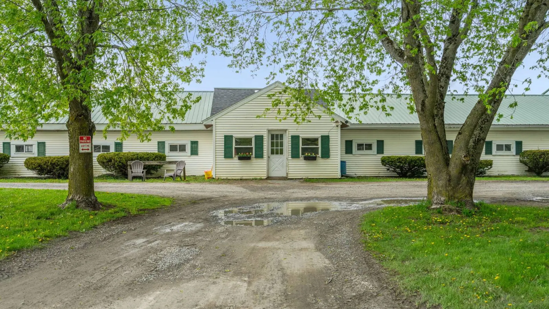 Property at 802 QUEEN ANN ROAD, Amsterdam, NY 12010 18
