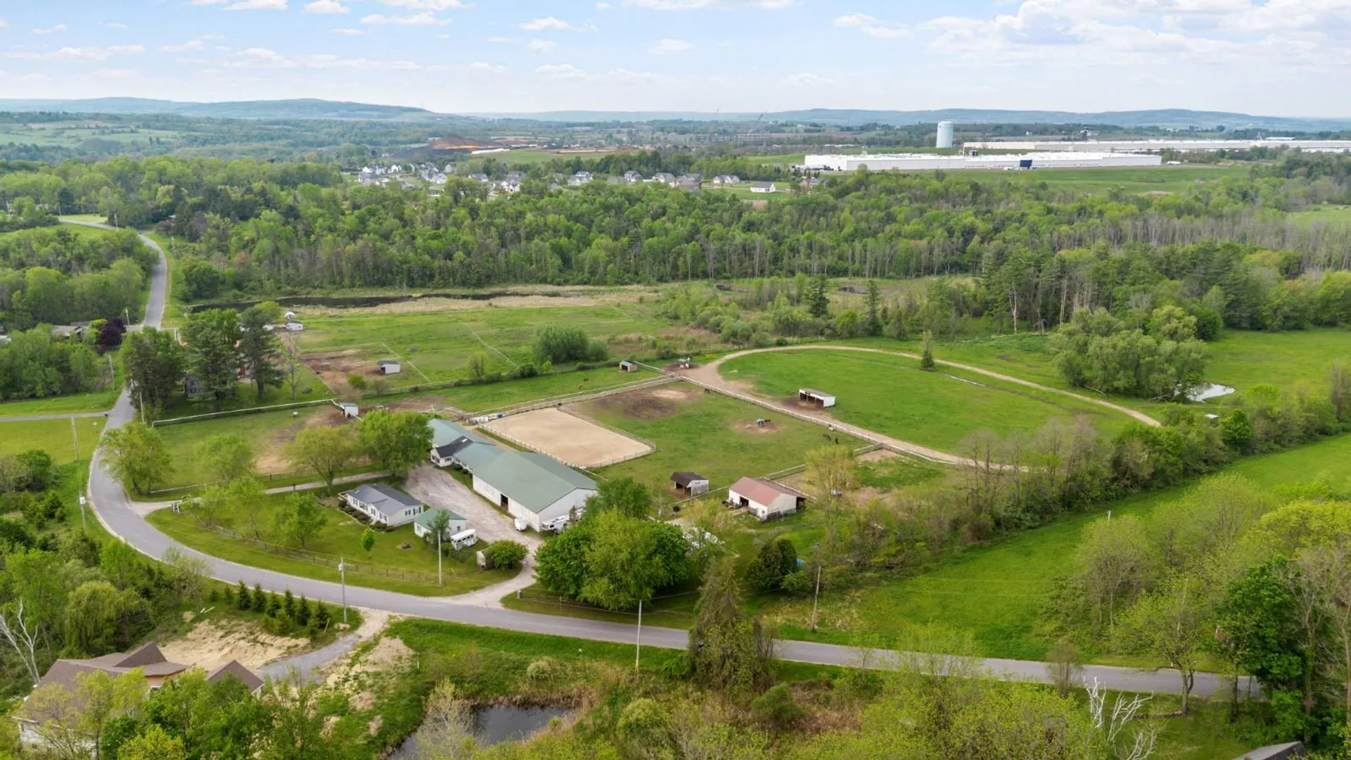 Property at 802 QUEEN ANN ROAD, Amsterdam, NY 12010 2