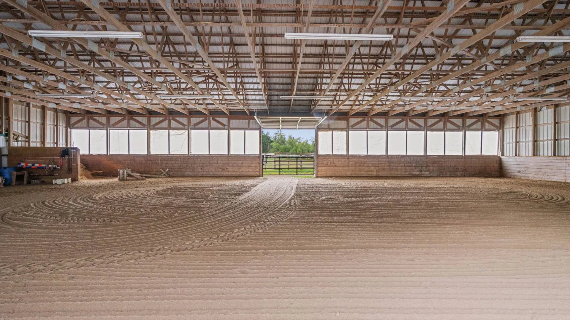 Property at 802 QUEEN ANN ROAD, Amsterdam, NY 12010 21