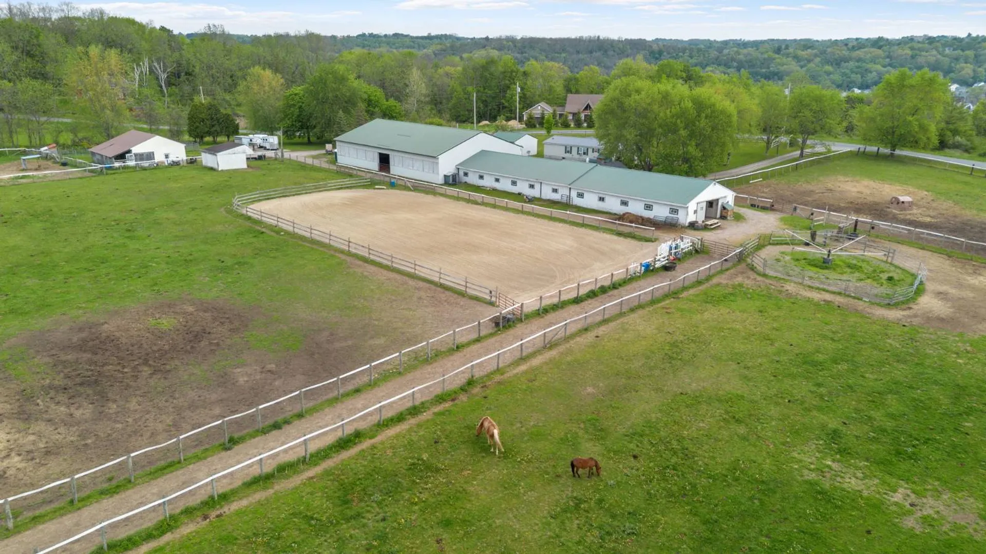 Property at 802 QUEEN ANN ROAD, Amsterdam, NY 12010 41