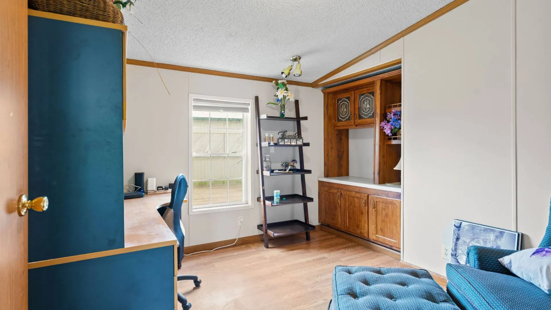 Property at 802 QUEEN ANN ROAD, Amsterdam, NY 12010 44
