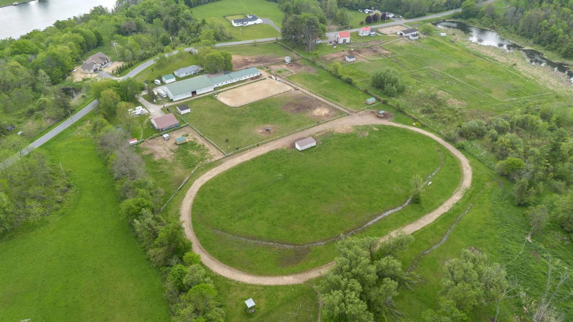 Property at 802 QUEEN ANN ROAD, Amsterdam, NY 12010 5