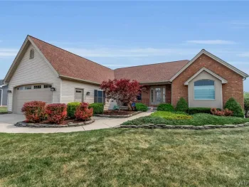 Property at 3921 Wildwing Drive, Wheatfield, NY 14120