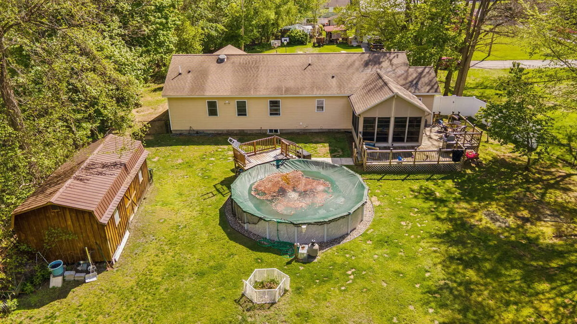 Property at 46 Esther Street, Rotterdam, NY 12303 39
