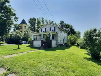 Property at 3662 Knowlesville Rd, Albion, NY 14411