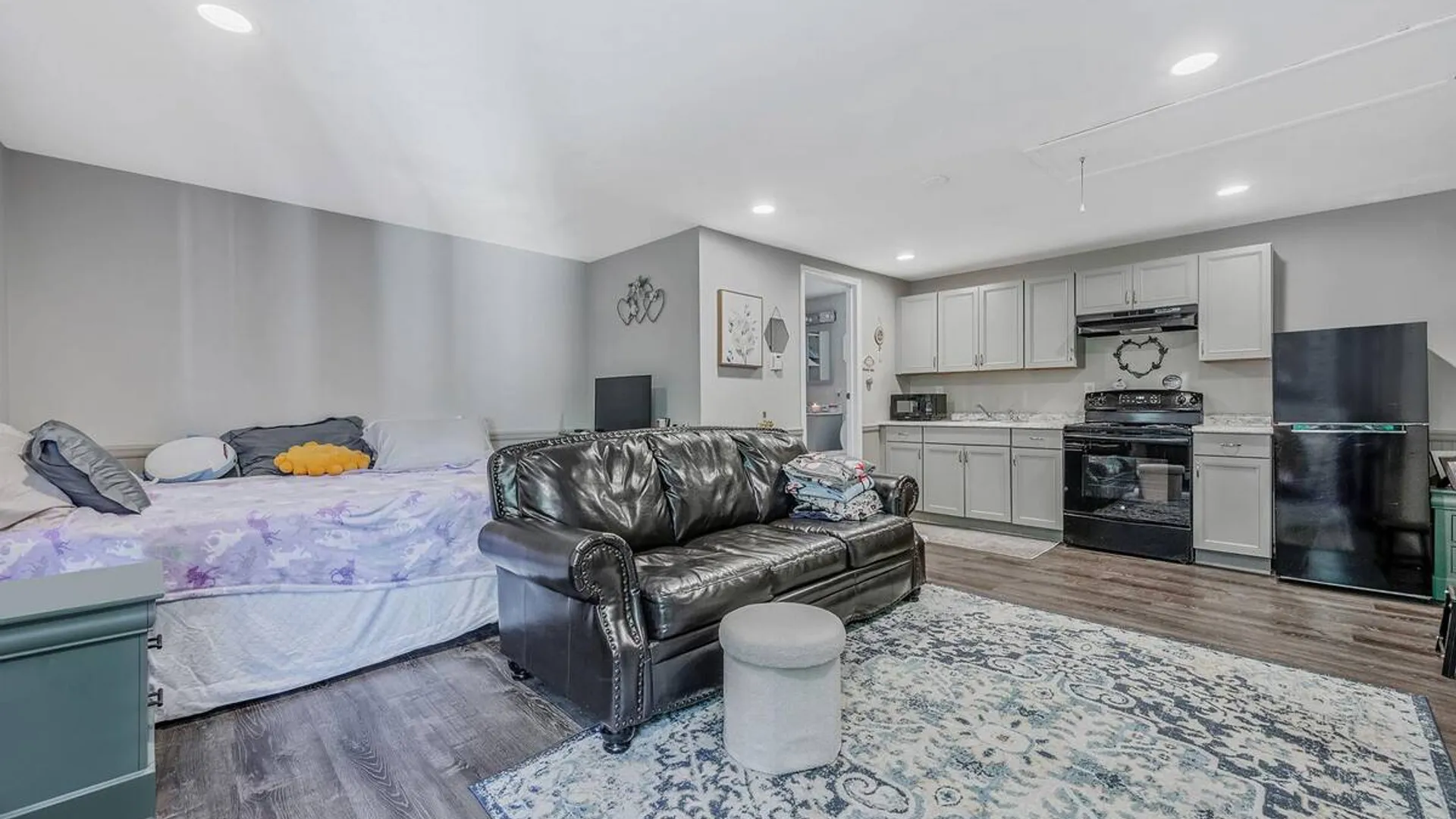 Property at 40 Boxwood Drive, Kings Park, NY 11754 42
