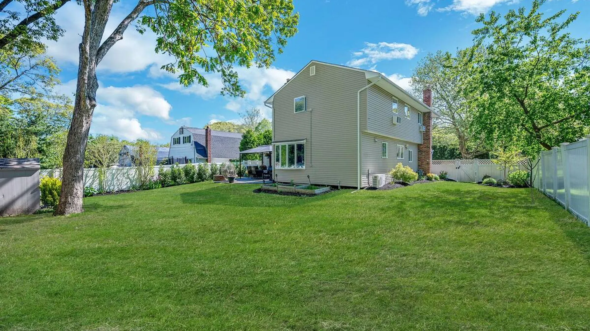 Property at 40 Boxwood Drive, Kings Park, NY 11754 8
