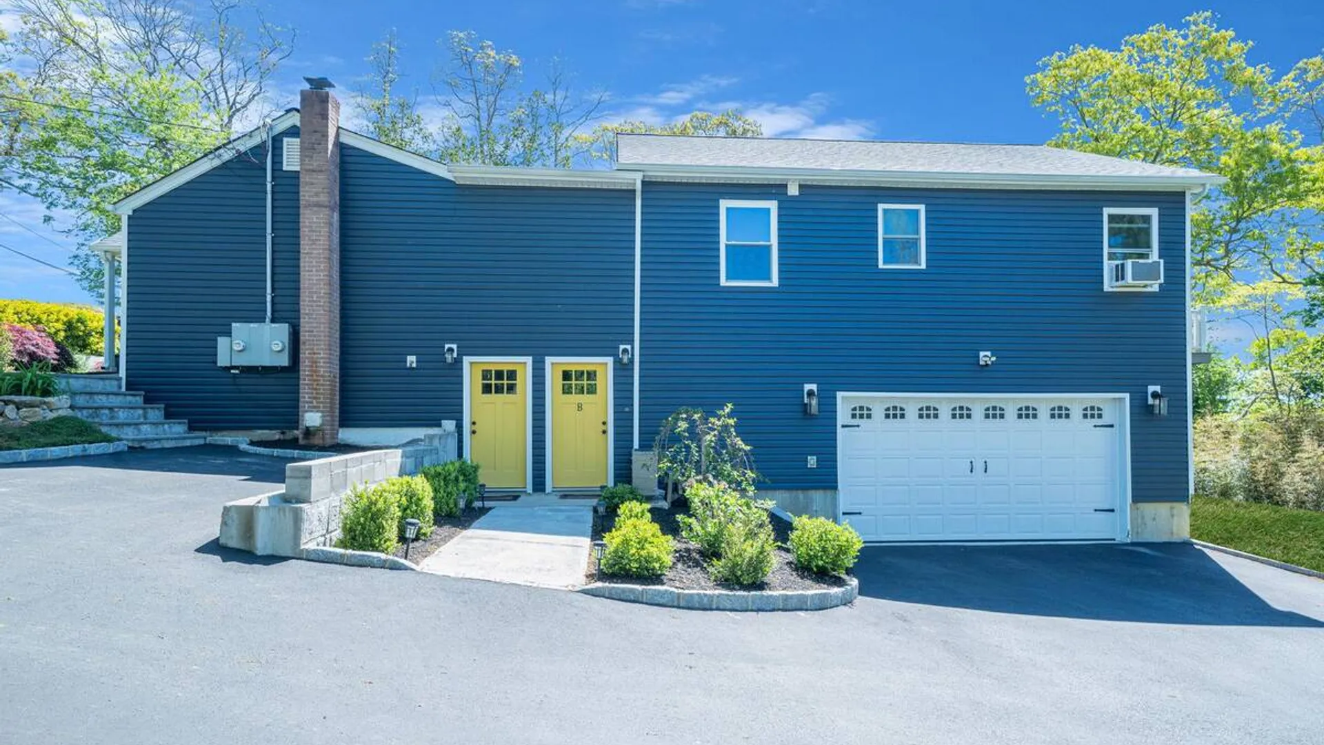 Property at 42 Oceanview Avenue, Farmingville, NY 11738 3