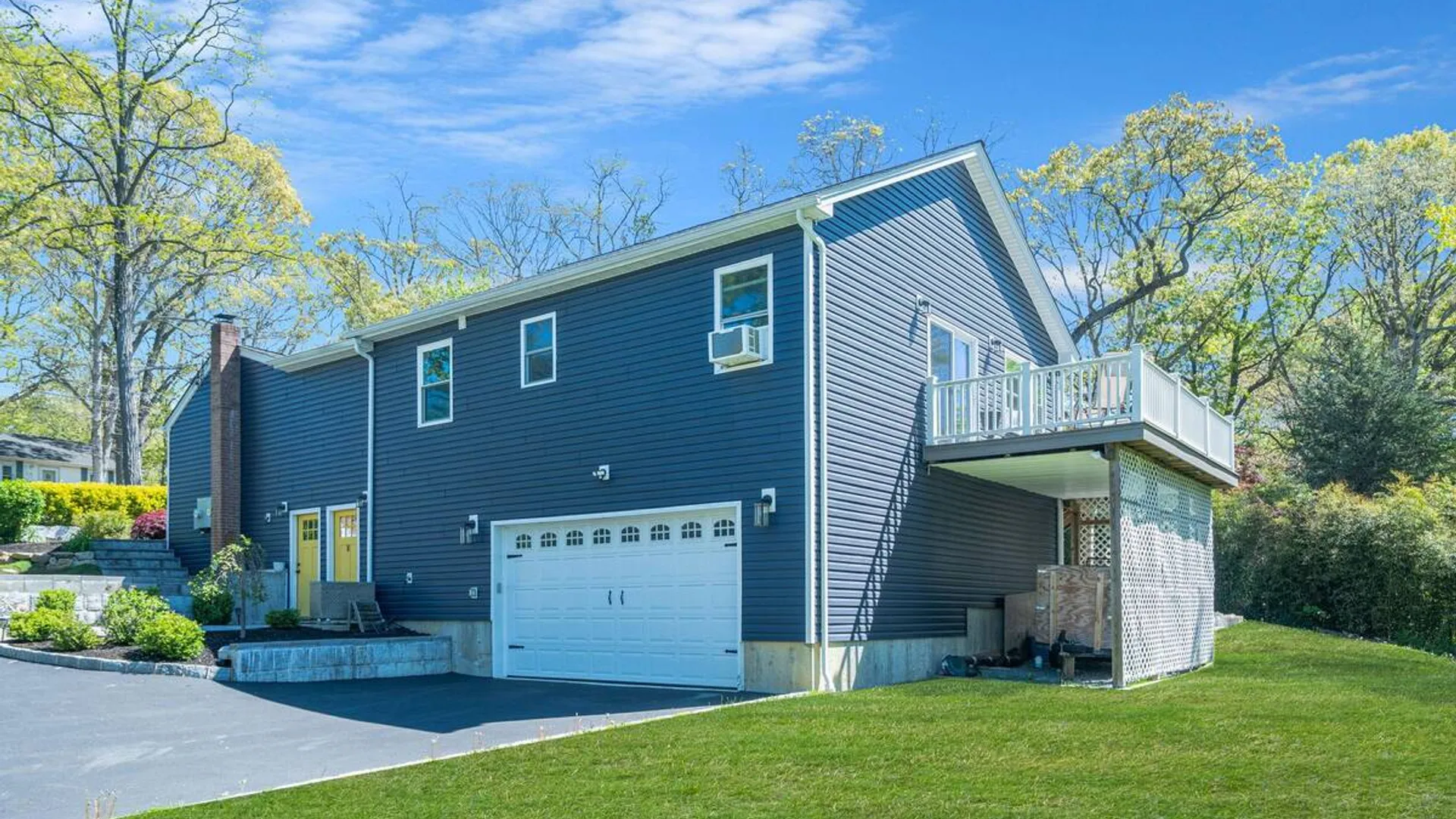 Property at 42 Oceanview Avenue, Farmingville, NY 11738 4