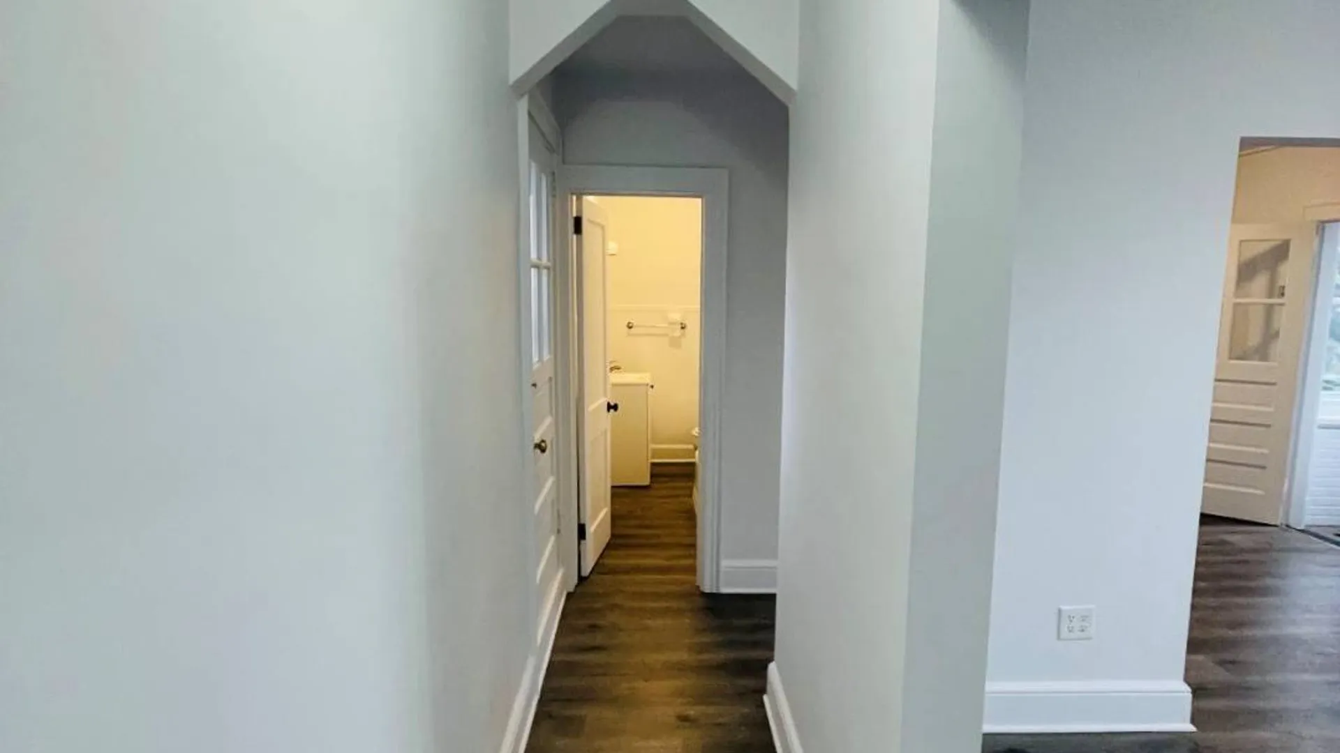 Property at 30 1st, Glen Cove, NY 11542 3