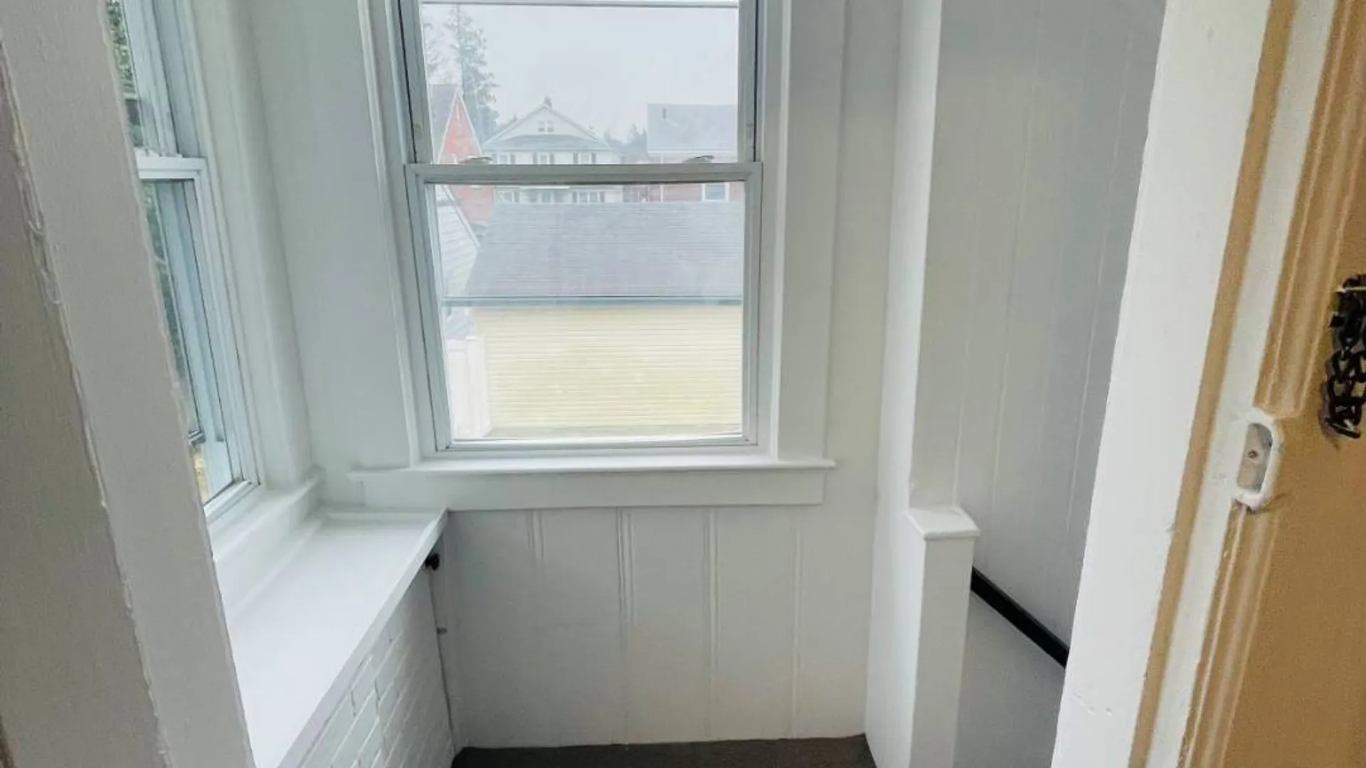Property at 30 1st, Glen Cove, NY 11542 6