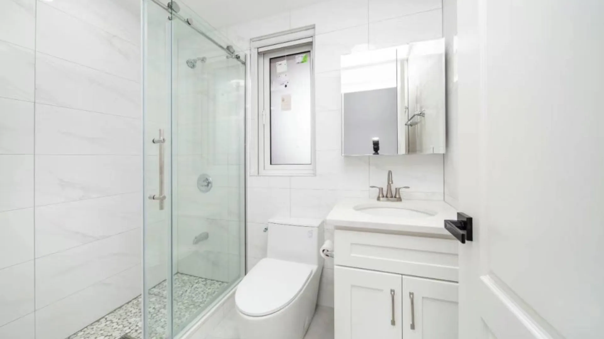 Property at 45-73 Parsons Blvd, Flushing, NY 11355 4