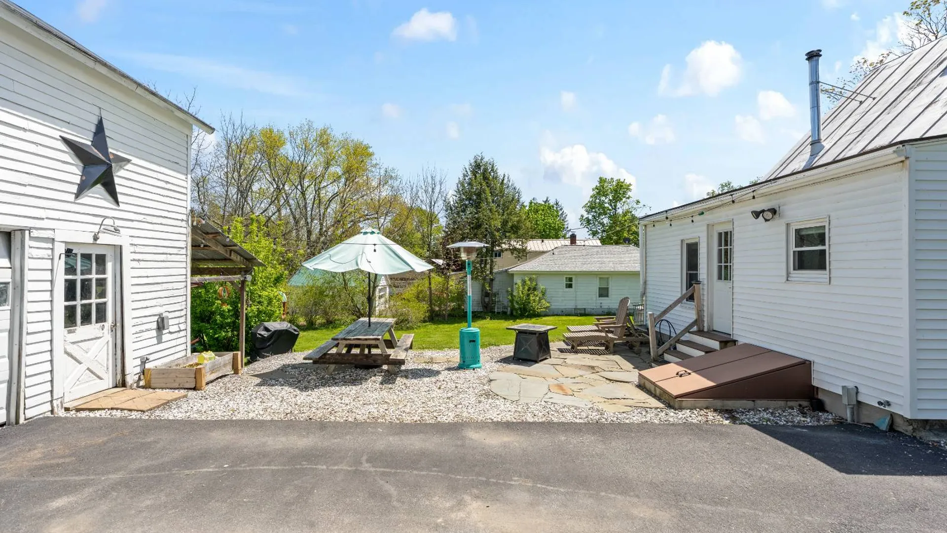Property at 130 Charleston St, Esperance, NY 12066 32
