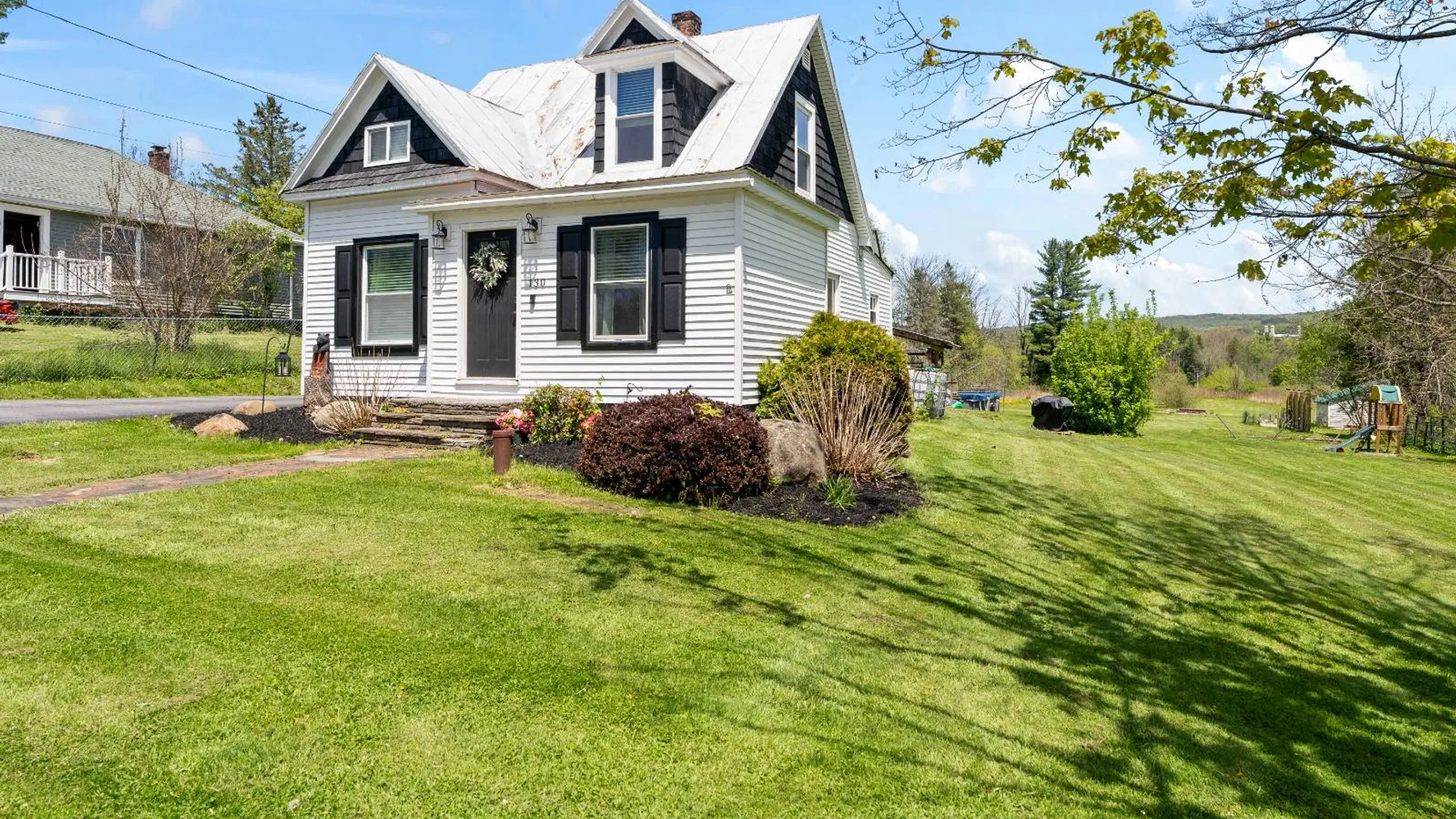 Property at 130 Charleston St, Esperance, NY 12066 4