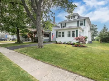 Property at 177 Kings Highway, Amherst, NY 14226