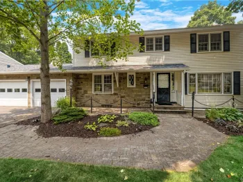 Property at 125 Northwood Way, Camillus, NY 13031